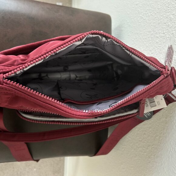 Samantha Brown To-Go Quilted Cargo Crossbody BURGUNDY nwt - Picture 11 of 13